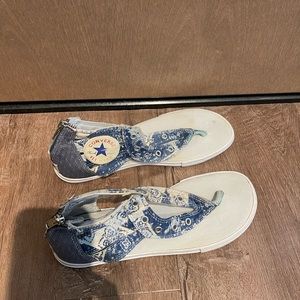 CONVERSE All Star Chuck Taylor Women’s 8 Gladiator Blue Sandals (no Laces)